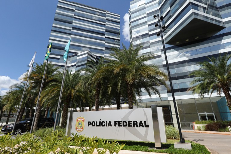 Brazil federal police dismantle illegal factory producing tirzepatide slimming pens